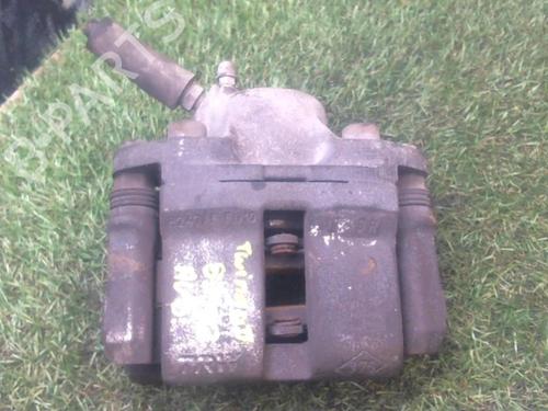 Bremssattel rechts vorne für RENAULT TWINGO II (CN0_) 1.2 16V (CN04, CN0B) (75 hp) 22790952
