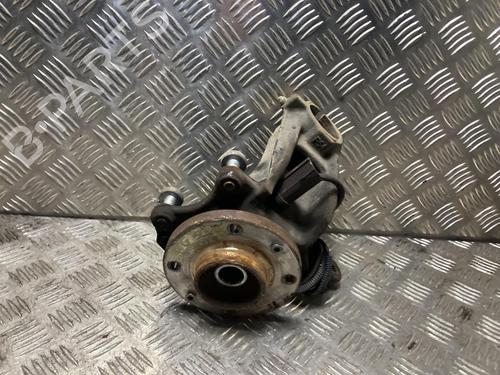 Used Left front steering knuckle PEUGEOT 208 I (CA_, CC_) 1.0 VTi (68 hp) 31244372