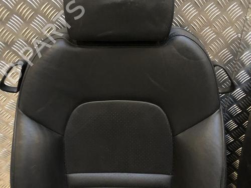 Seats set PEUGEOT 407 Coupe (6C_) 2.7 HDi | BP31921584C78