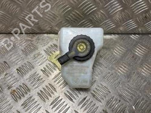 Used Brake fluid reservoir BMW X1 (E84) xDrive 20 d (163 hp) 28305477