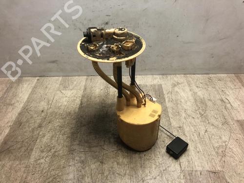 Used Fuel pump TOYOTA YARIS (_P9_) 1.4 D-4D (NLP90_, NLP90R) (90 hp) 20633210
