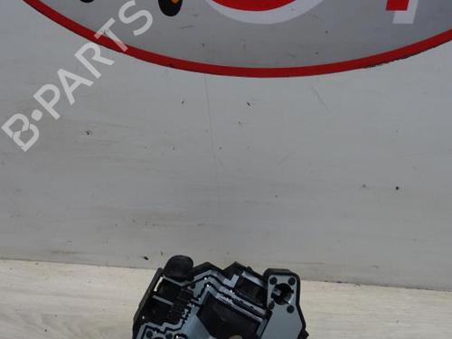 Used Licence plate light PEUGEOT 206 Hatchback (2A/C) 1.4 16V (88 hp) 13291155