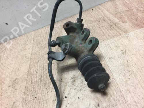 Used Clutch slave cylinder TOYOTA COROLLA (_E12_) 1.4 D (NDE120_, NDE120R) (90 hp) 13293325