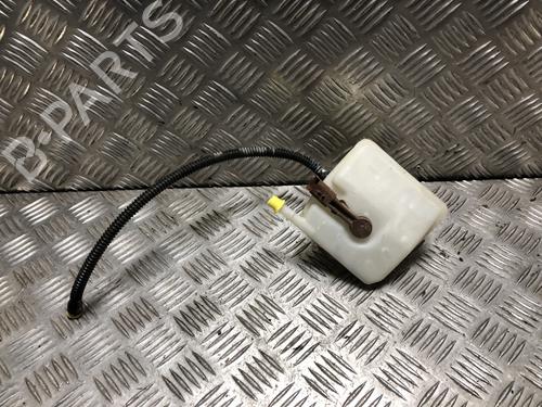 Used Brake fluid reservoir Brake fluid reservoir 37721345 37721345