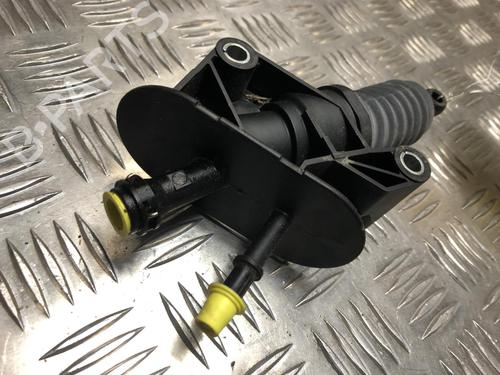Used Clutch slave cylinder FORD TRANSIT COURIER B460 Box Body/MPV 1.5 TDCi (75 hp) 25376610