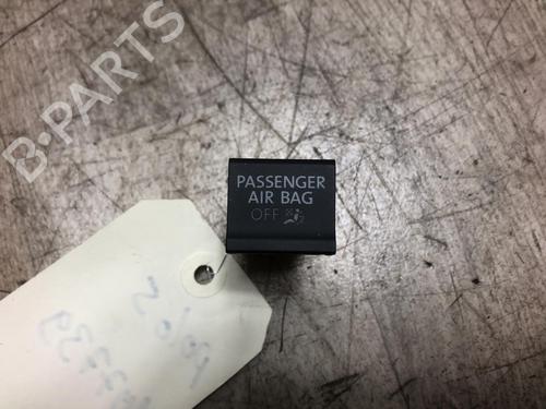 Used Switch VW POLO V (6R1, 6C1) 1.0 (60 hp) 20632674