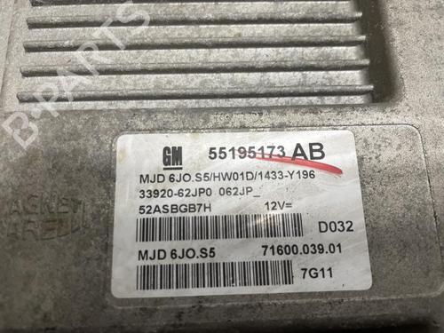 Used Engine control unit (ECU) SUZUKI SWIFT III (MZ, EZ) 1.3 DDiS (RS413D) (69 hp) 25305197