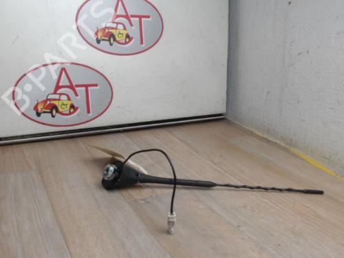 Antenne/Halterung für SEAT IBIZA IV SC (6J1, 6P5) 1.9 TDI (90 hp) 30782157