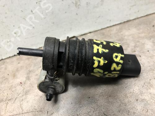 Used Washer pump SEAT IBIZA IV (6J5, 6P1) 2.0 TDI (143 hp) 23068900