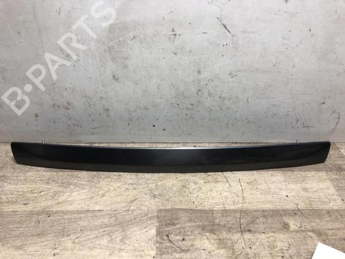 Used Tailgate trim TOYOTA AURIS (_E15_) 1.4 D-4D (NDE150_, NDE150R) (90 hp) 15968026