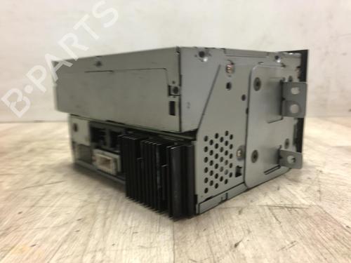 Used Radio NISSAN X-TRAIL I (T30) 2.2 Di 4x4 (114 hp) 20622043