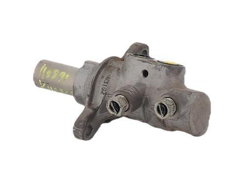 Brake master cylinder FORD KUGA II (DM2) 1.6 EcoBoost 4x4 | BP37447848M77 - Image 2