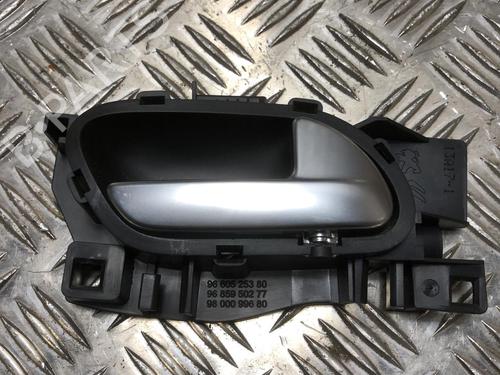 Højre fortil invendig håndtag PEUGEOT 508 SW I (8E_) 2.0 BlueHDi 180 (180 hp) 31199412