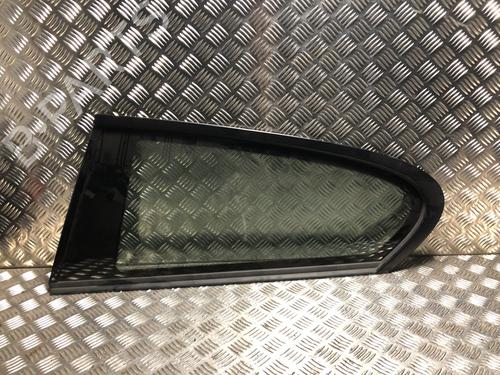 Luna custodia trasera izquierda BMW 1 (F21) 116 d (116 hp) 31186367