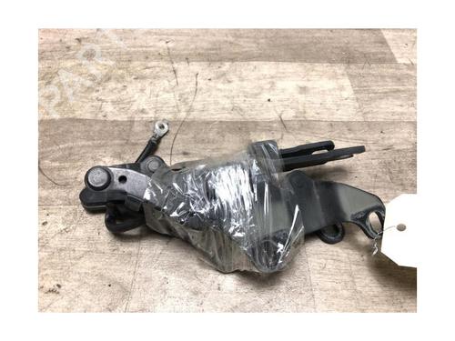 Hinge/Door check strap BMW 3 (E90) 325 i | BP23872441C146