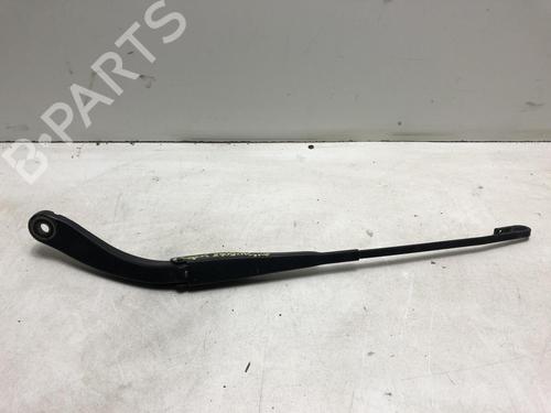 Used Front windshield wiper arm DACIA SANDERO II 1.5 dCi (90 hp) 21569515