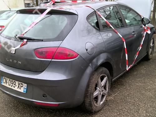 Steering column stalk SEAT LEON (1P1) 1.6 TDI | BP31201323I23 