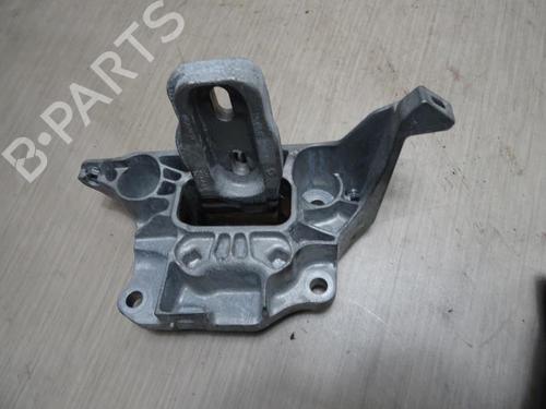 Used Engine mount Engine mount PEUGEOT 2008 II (UD_, US_, UY_, UJ_, UR_, UC_) 1.5 BlueHDI 130 (131 hp) 13036970 13036970