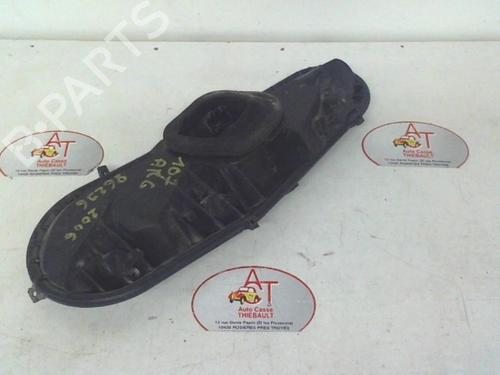 Used Licence plate light PEUGEOT 107 (PM_, PN_) 1.0 (68 hp) 13132489