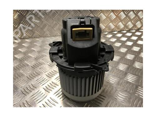 Ventilator motor DACIA DOKKER MPV (KE_) 1.2 TCe (KEM0, KEAY) | BP21821815M62 