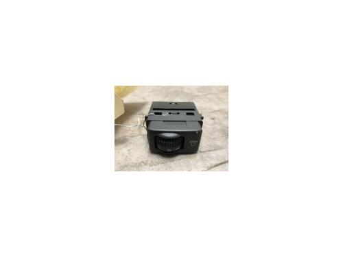 Used Switch RENAULT KOLEOS I (HY_) 2.0 dCi 4x4 (HY0K) (150 hp) 20624515