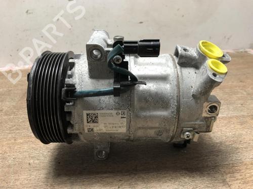 Used AC compressor RENAULT CLIO V (B7_) 1.0 TCe 90 (B7MT) (91 hp) 23128691