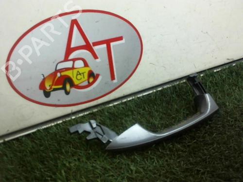 Used Front right exterior door handle MERCEDES-BENZ A-CLASS (W176) A 160 CDI / d (176.011) (90 hp) 13272598