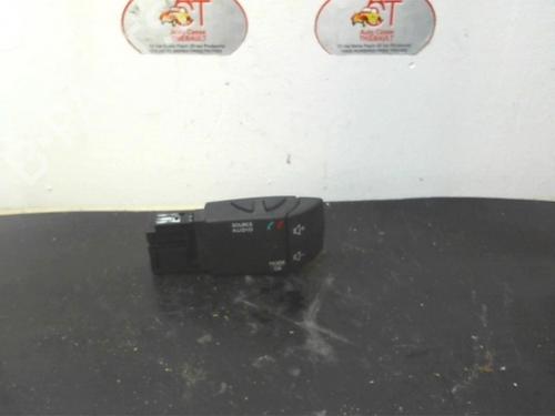 Used Switch RENAULT CLIO IV (BH_) 1.5 dCi 90 (90 hp) 13134069