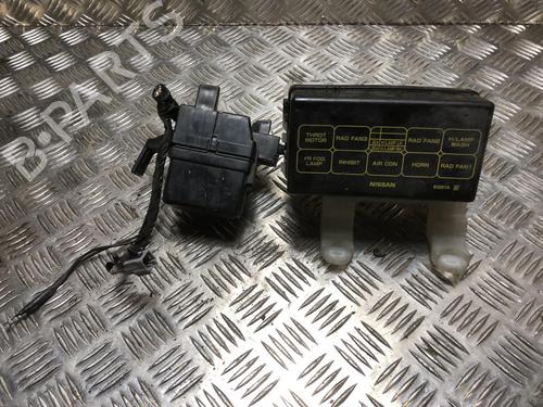 Sikringsdåse NISSAN X-TRAIL I (T30) 2.2 Di 4x4 (114 hp) 31198083