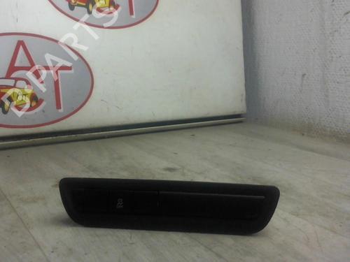 Used Switch PEUGEOT 208 I (CA_, CC_) 1.2 VTI 82 (82 hp) 12987404