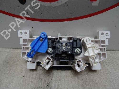 Climate control DACIA SANDERO II TCe 90 (B8M1, B8MA, B8AC) | BP13277933I5 