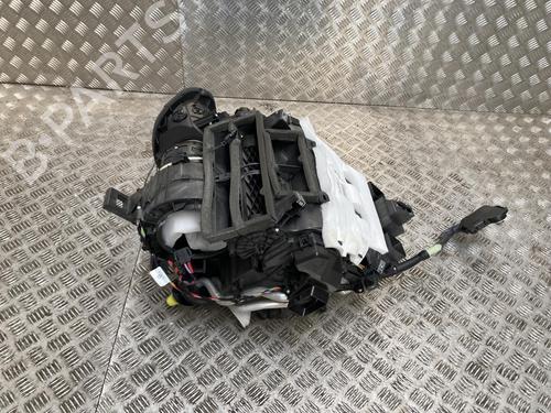 Used Heater matrix box Heater matrix box PEUGEOT 208 II (UB_, UP_, UW_, UJ_) 1.2 PureTech 100 (101 hp) 35978082 35978082