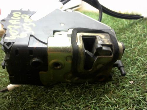 Front right lock PEUGEOT 407 SW (6E_, 6D_) 2.0 HDi 135 | BP13283695C97 