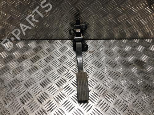 Used Pedal CITROËN C-CROSSER (VU_, VV_) 2.2 HDi (156 hp) 32452247