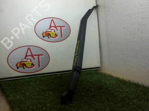 Used Front windshield wiper arm NISSAN PRIMERA Hatchback (P12) 2.2 Di (126 hp) 20630930