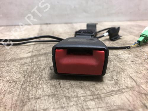 Seat buckle VW POLO V (6R1, 6C1) 1.0 | BP20628229I32