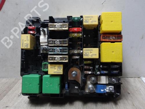 Used Fuse box PEUGEOT 208 I (CA_, CC_) 1.4 HDi (68 hp) 13267614