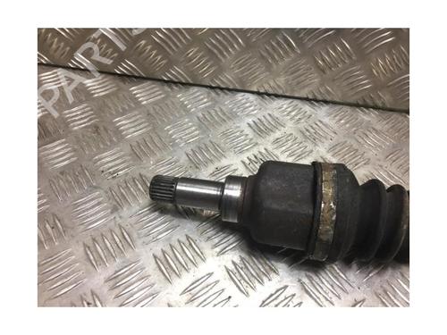 Drivaksel fortil venstre PEUGEOT 206 Hatchback (2A/C) 1.4 HDi eco 70 | BP27535377M38 