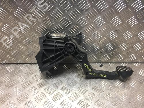 Clutch pedal AUDI A1 (8X1, 8XK) 1.6 TDI | BP31185818I13