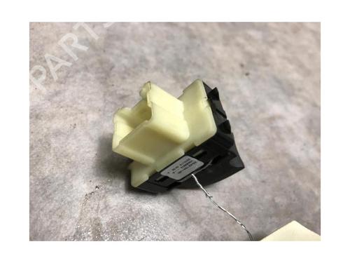 Left rear window switch RENAULT CLIO IV (BH_) 0.9 TCe 90 (BHNF, BHMA, BHMH, BHJK, BHJR) | BP23098316I29
