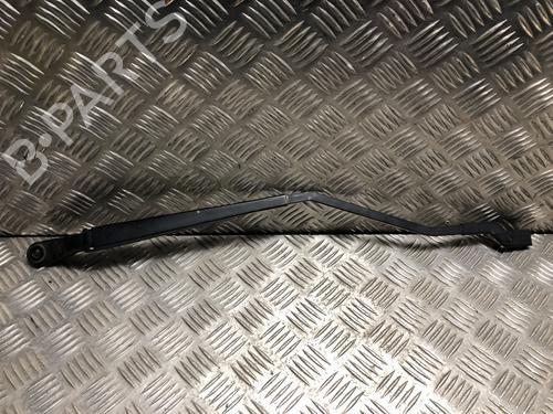 Used Front windshield wiper arm Front windshield wiper arm RENAULT CAPTUR II (HF_) TCe 130 (HFMF) (131 hp) 36296298 36296298