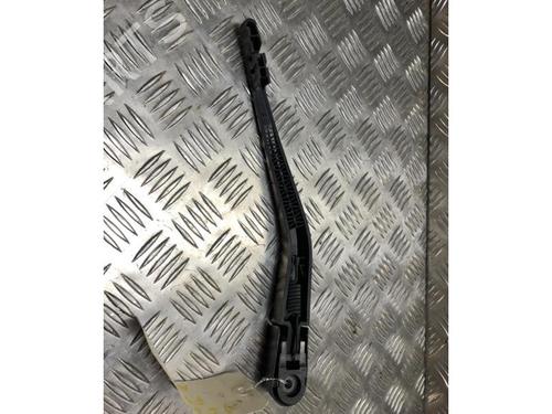 Rear windshield wiper arm BMW 1 (F21) 118 d | BP24321849C144 