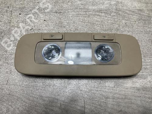 Used Interior roof light VW PASSAT B6 (3C2) 2.0 TDI (140 hp) 23034735