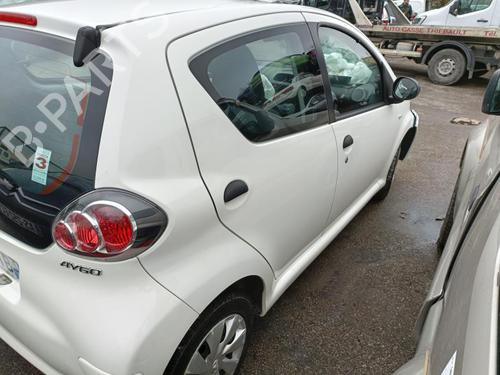 Middle console TOYOTA AYGO (_B1_) 1.0 (KGB10_, KGB10R) | BP31245132I22  - Image 6