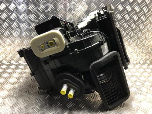 Used Heater matrix box RENAULT CLIO V (B7_) 1.5 Blue dCi 85 (B7AG) (86 hp) 23421509
