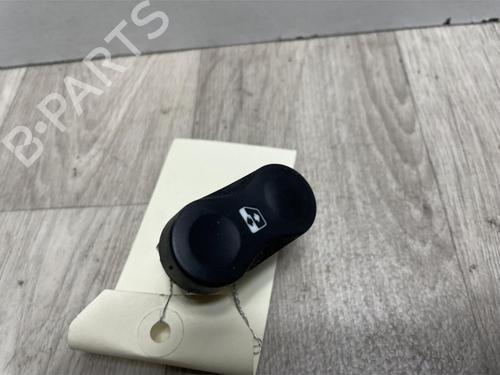 Used Right front window switch DACIA DUSTER (HS_) 1.5 dCi (86 hp) 13386825