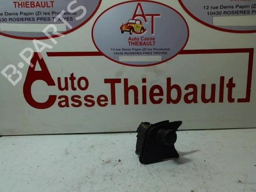 Used Switch RENAULT SCÉNIC I MPV (JA0/1_, FA0_) 1.4 16V (JA0D, JA1H, Ja0W, JA10) (95 hp) 13135218