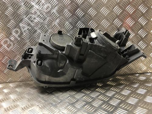 Right headlight CITROËN C4 Picasso II 1.6 HDi / BlueHDi 115 | BP31613791C29