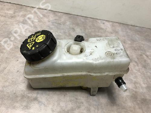 Used Brake master cylinder DACIA SANDERO II TCe 90 (B8M1, B8MA, B8AC) (90 hp) 20617337