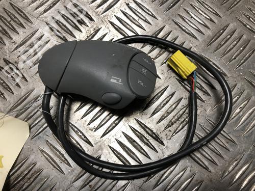 Commutateur RENAULT TWINGO I (C06_) 1.2 16V (C06C, C06D, C06K) (75 hp) 33164745